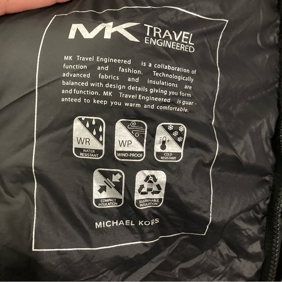 Michael Kors Men's Quilted Black Puffer Jacket - Picture 16 of 16